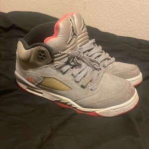 Jordan 5 lavas 7y